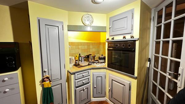 Maison Le Gua 9 pièces 6 chambres dépendance