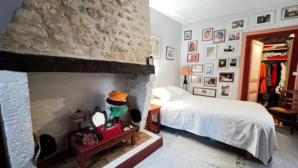 Maison Le Gua 9 pièces 6 chambres dépendance