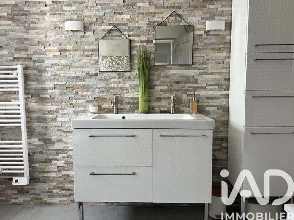 Maison à vendre 5 pièces 99 m² Camaret-sur-Aigues