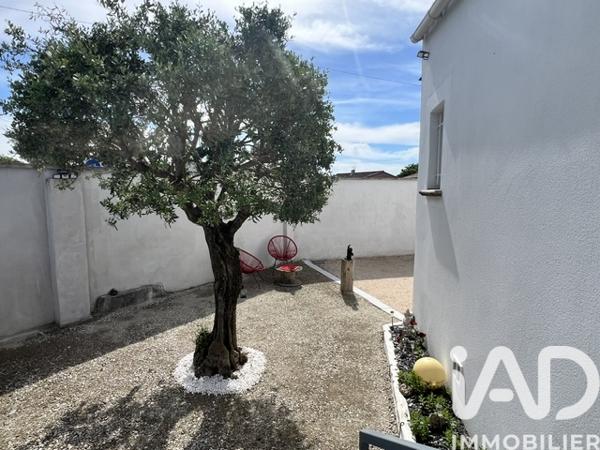 Maison à vendre 5 pièces 99 m² Camaret-sur-Aigues