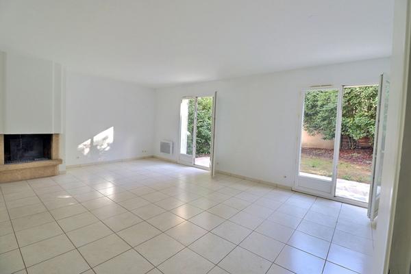 Maison individuelle, idéalement située, au calme, proche de la gare