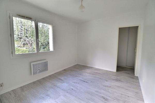 Maison individuelle, idéalement située, au calme, proche de la gare