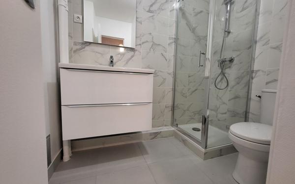 Appartement à vendre    1 pièce •  Chambourcy