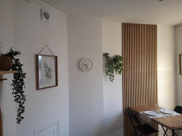 A LOUER : T2 à LA MADELEINE • • 850 € CC • Réf. 5986