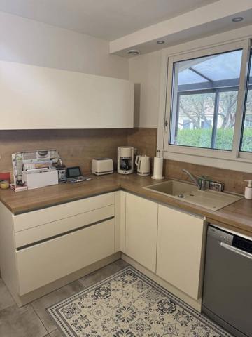 Uzès à Pied : Le Plain-Pied Moderne qui Réconcilie Tout.