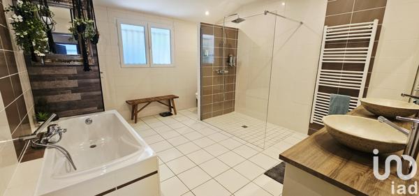 Maison à vendre 6 pièces 182 m² Cestas