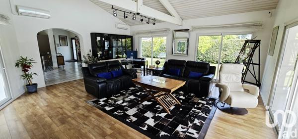 Maison à vendre 6 pièces 182 m² Cestas