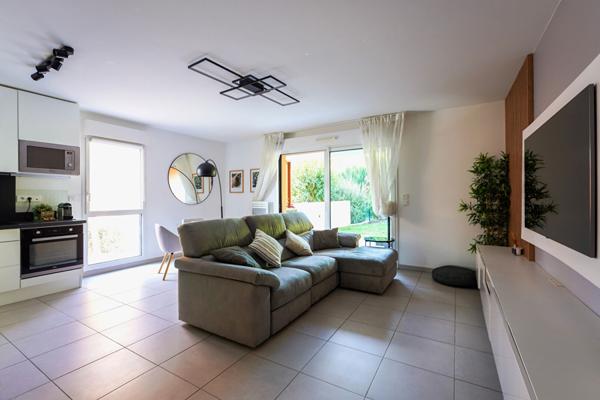 Appartement Aix En Provence 3 pièces 66 m2 - terrasse et jardin