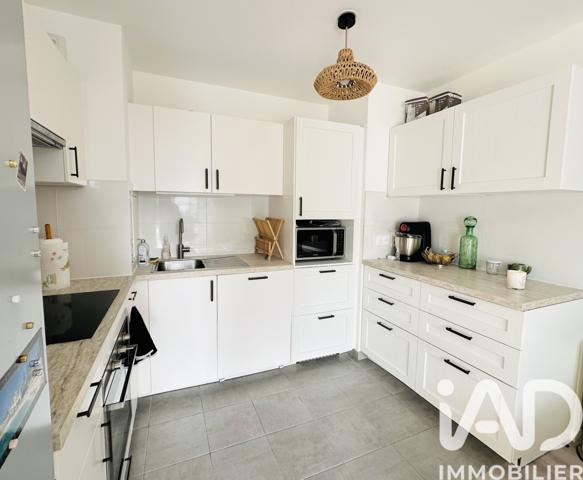 Location appartement 3 pièces 57 m² Villiers-sur-Marne