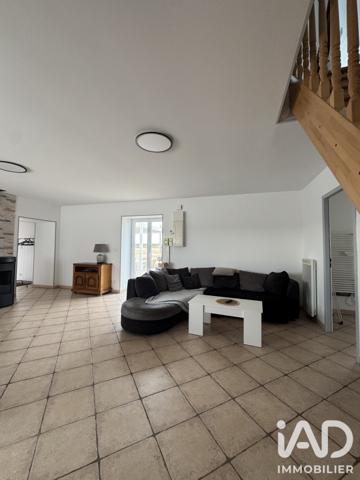 Maison à vendre 6 pièces 126 m² Saint-Germain-des-Bois