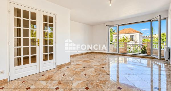 À vendre Appartement 4 pièces 80 m² - Nanterre 92000