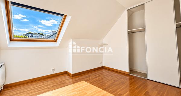 À vendre Appartement 4 pièces 80 m² - Nanterre 92000