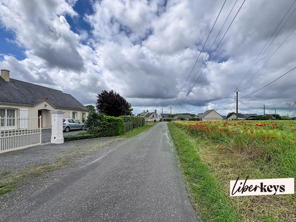 Maison familiale de plain-pieds avec piscine couverte – Neuillé, à 15 min de Saumur