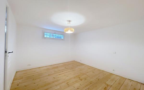 Appartement à louer    4 pièces • 158 m2 Arcangues