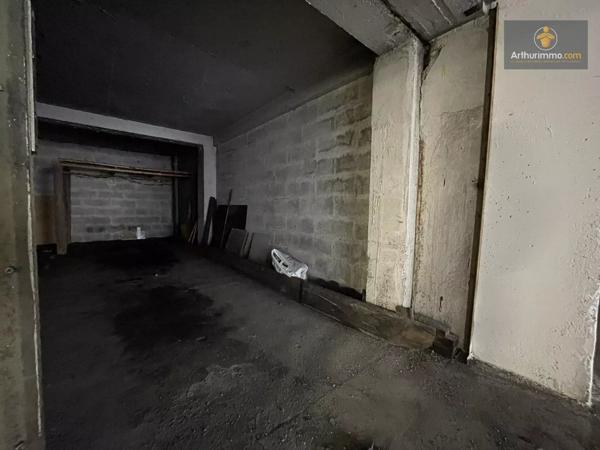 Vente                                                      Garage
                        
                                         14 m2                     à Nice