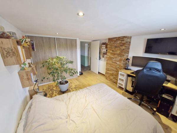 PAVILLON SUR SOUS-SOL 4 CHAMBRES - GARAGE - TERRAIN
