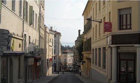 Vente Local commercial 3 pièces 70 m2 à Romans-sur-Isère