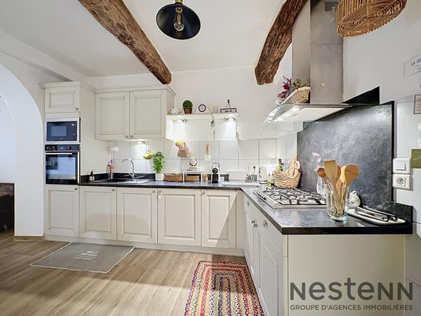 Charmant appartement 3 pièces 91 m2 Trets + cave proche toutes commodités à pied