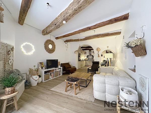 Charmant appartement 3 pièces 91 m2 Trets + cave proche toutes commodités à pied