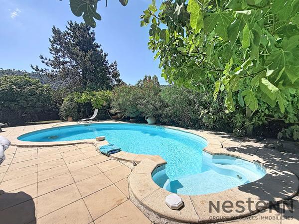 Maison à vendre à Aubagne - 4 chambres, 220 m², piscine, proche écoles et parc
