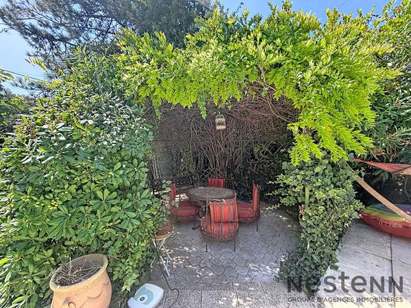 Maison à vendre à Aubagne - 4 chambres, 220 m², piscine, proche écoles et parc