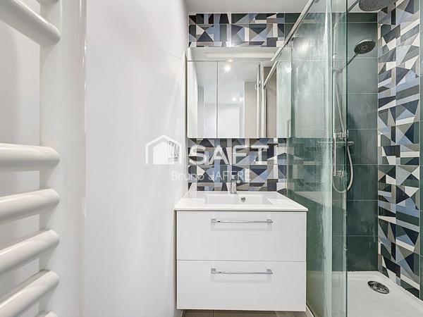 Paris, 15e  Studio de 31 m² SANS VIS-A-VIS