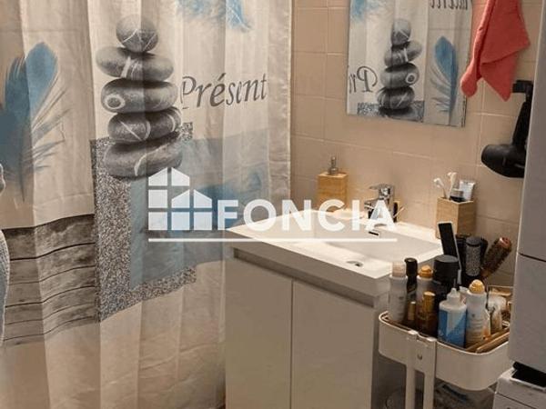 Location Appartement 2 pièces 53.01 m² - 57 RUE DE L'HOTEL DE VILLE Bourgoin-jallieu 38300