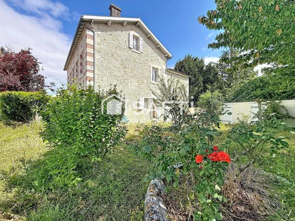 COUP DE CŒUR ASSURÉ – Demeure de caractère au cœur de Châteauneuf-sur-Charente