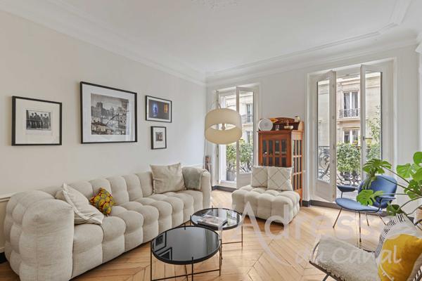EXCEPTIONNEL - Appartement familial avec balcon et vue Canal !