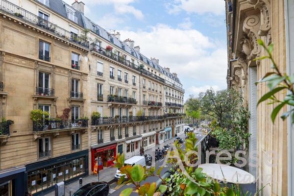 EXCEPTIONNEL - Appartement familial avec balcon et vue Canal !