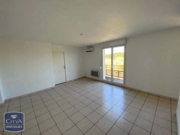 Appartement à louer 2 pièces 53.95m²