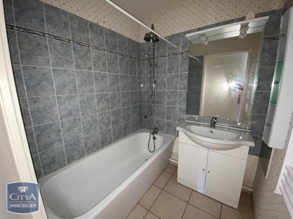 Appartement à louer 2 pièces 53.95m²