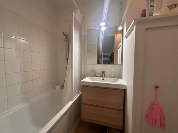 Appartement à vendre 1 pièces SETE (34) Studio cabine parfait état rez de jardin parking