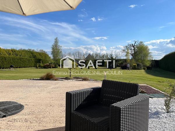 Superbe propriété, triple garage