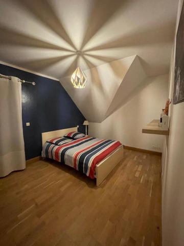 Superbe propriété, triple garage