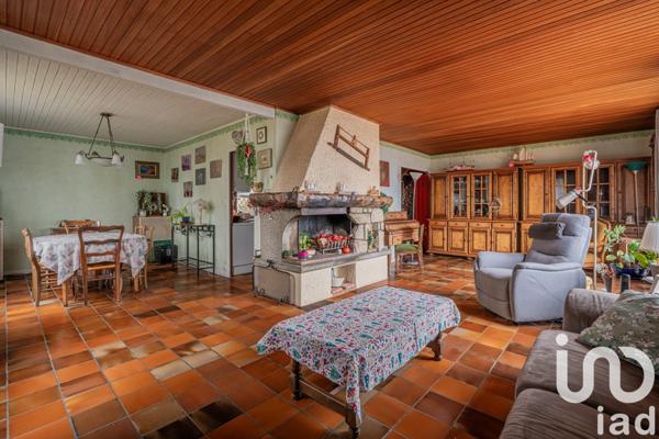 Maison 6 pièces de 168 m² à Claix (38640)