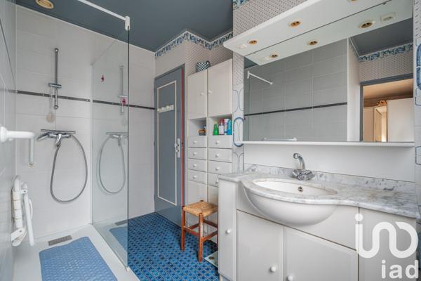 Maison 6 pièces de 168 m² à Claix (38640)