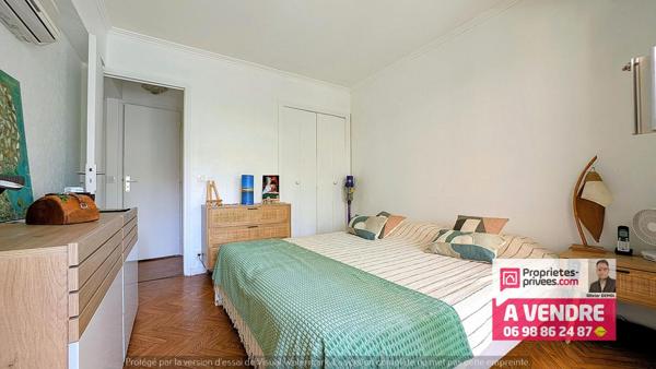BEAU 2 PIECES 45 m² avec CAVE ET PARKING - CENTRE VILLE AU CALME