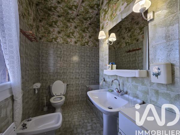 Maison à vendre 5 pièces 135 m² Entraigues-sur-la-Sorgue