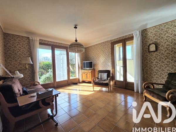 Maison à vendre 5 pièces 135 m² Entraigues-sur-la-Sorgue