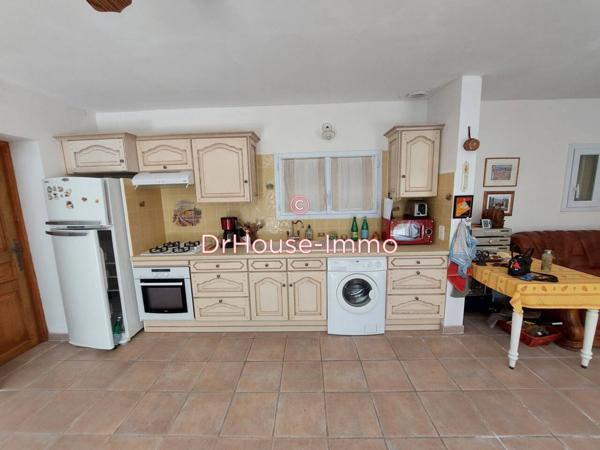 Terrain à vendre 3 pièces de 2 700 m²
