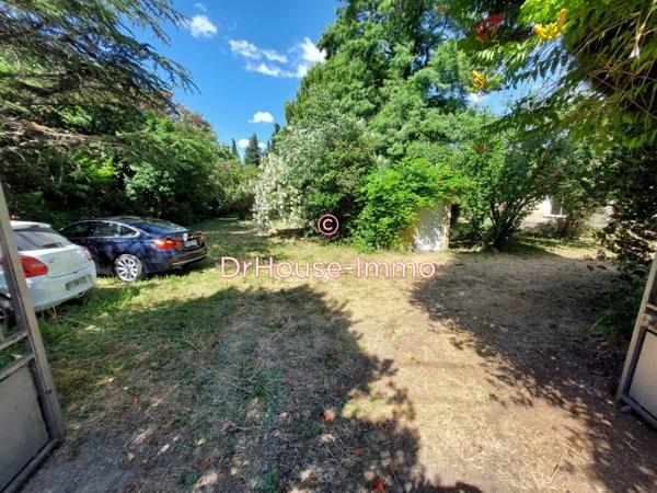Terrain à vendre 3 pièces de 2 700 m²