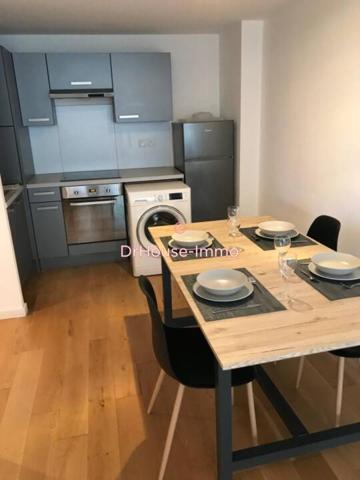 Appartement à louer 3 pièces de 54 m²