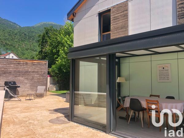 Maison à vendre 7 pièces 135 m² Échenevex