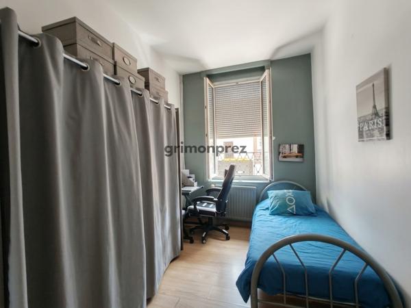Maison 6 pièce(s) 5 chambre(s) 165.63 m²