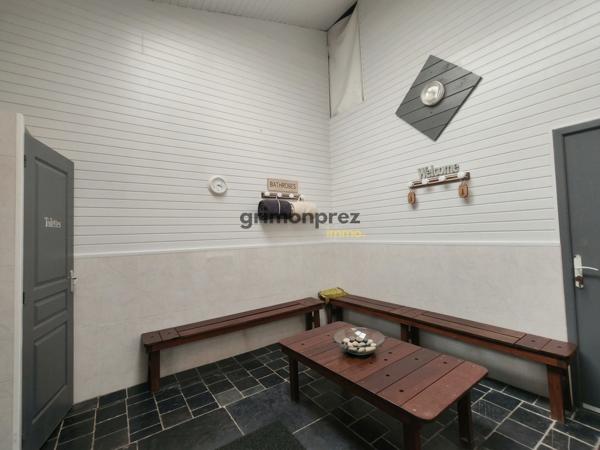Maison 6 pièce(s) 5 chambre(s) 165.63 m²