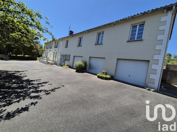 Maison à vendre 8 pièces 210 m² Montmoreau