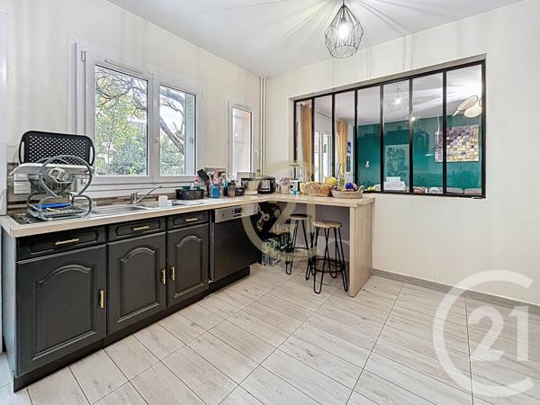 Maison à vendre  5 pièces - 128,37 m2 VILLECRESNES - 94