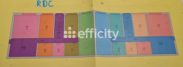 Immeuble 28 pièces - 628 m²