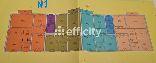 Immeuble 28 pièces - 628 m²